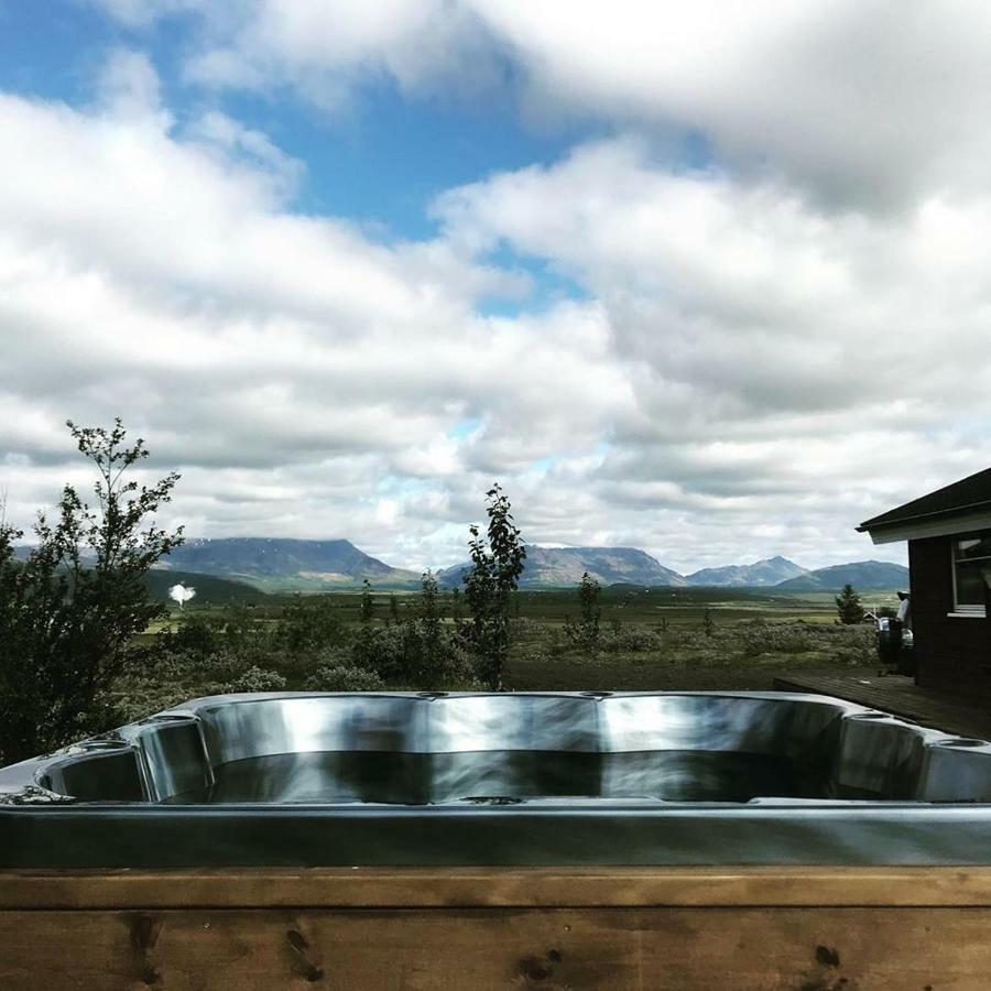 רייקהולט Hilltop Cabin Hekla - Golden Circle - Geysir - Mountain View מראה חיצוני תמונה